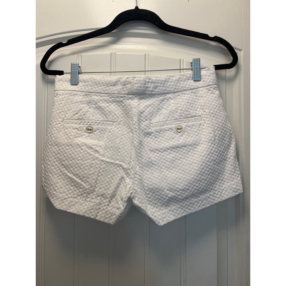 C Wonder Women’s Mid Rise Lightweight Soft Textured Casual Shorts Size 2 White - Picture 2 of 3